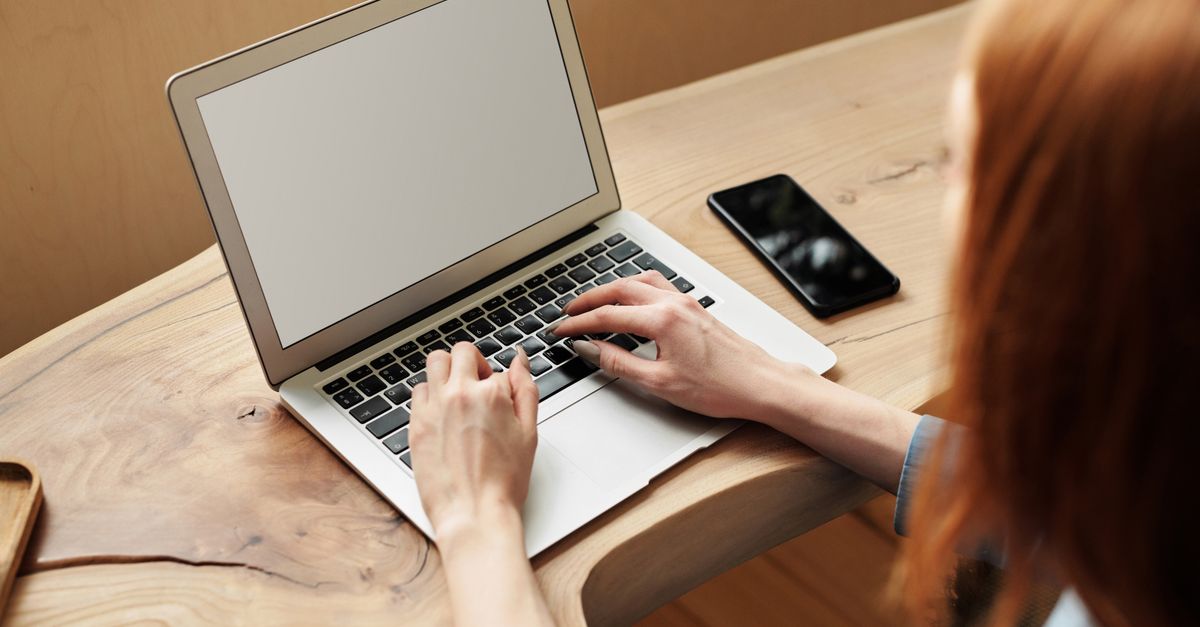 17 Lead Magnet Ideas That Actually Convert in 2026 (With Examples)